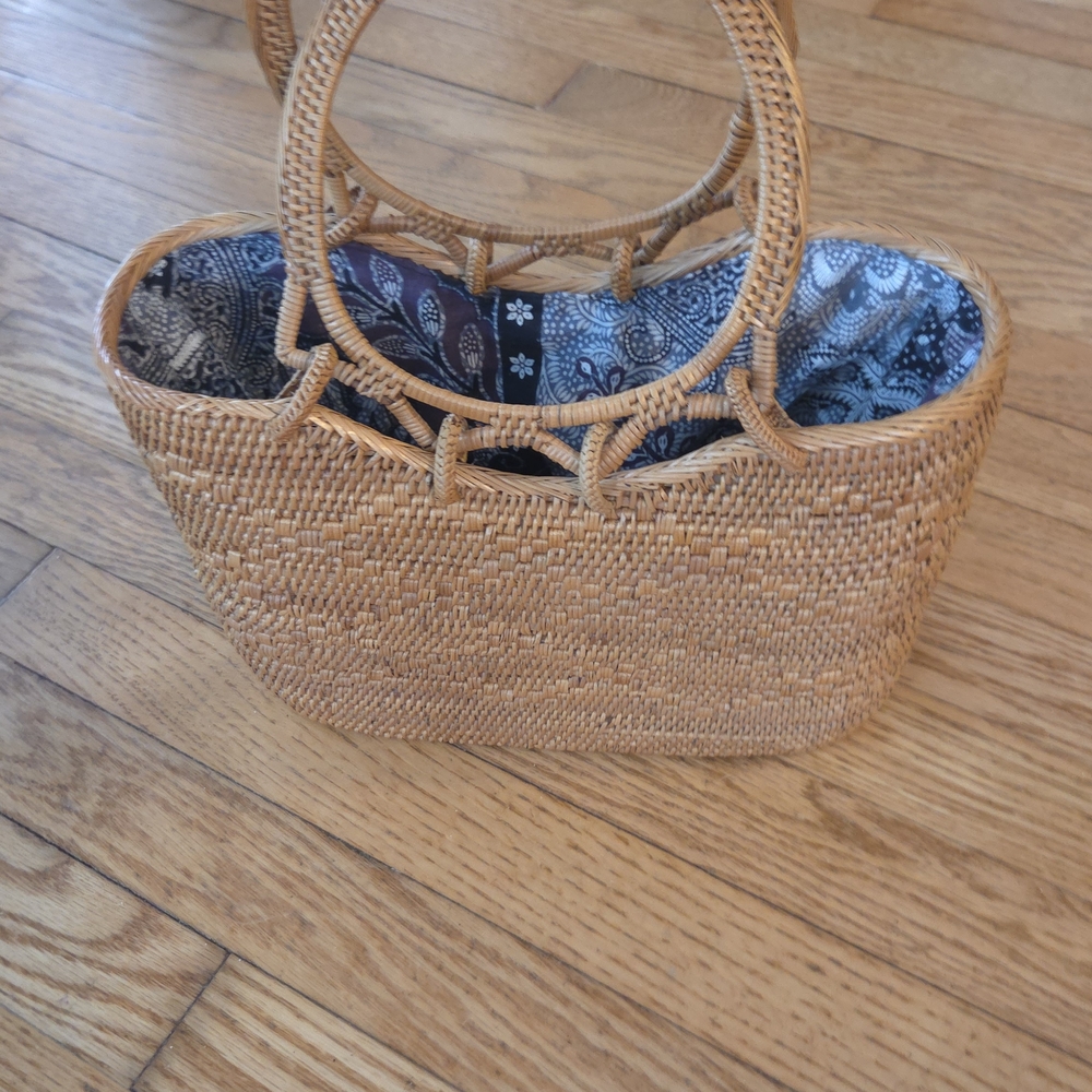 Chic Tan Woven Tote Bag